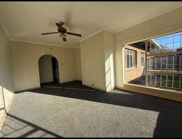 3 BEDROOM HOUSE FOR SALE IN VANDERBIJLPARK CE 2